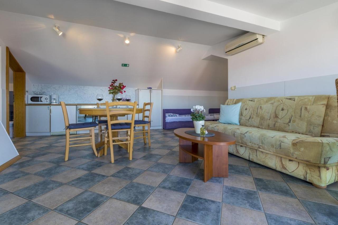 Blue Pearl Apartments Цриквеница Экстерьер фото