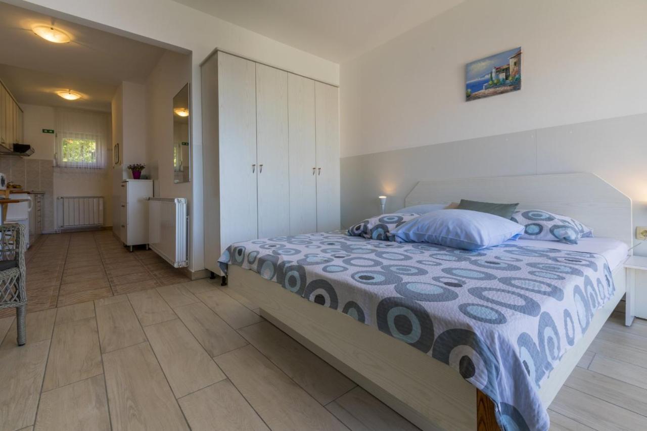 Blue Pearl Apartments Цриквеница Экстерьер фото